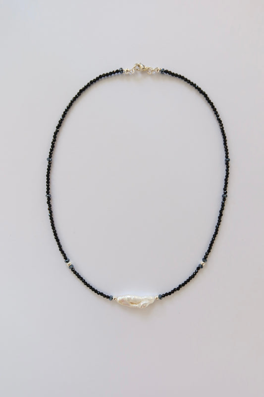 Collar Perla Nocturna